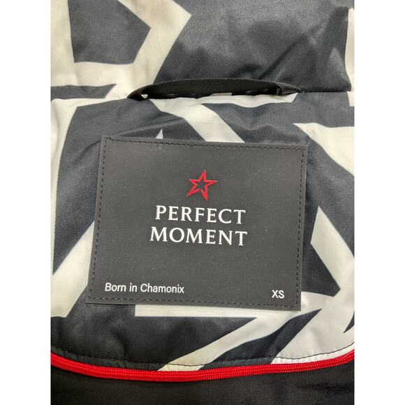 Perfect Moment 'Nevada' Black Polyester Duvet Jacket Size XS - Picture 4 of 5